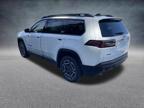 Bright White Clearcoat 2026 Jeep Cherokee LAREDO/LIMITED