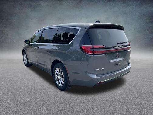 Ceramic Gray Clearcoat 2023 Chrysler Pacifica Touring-L