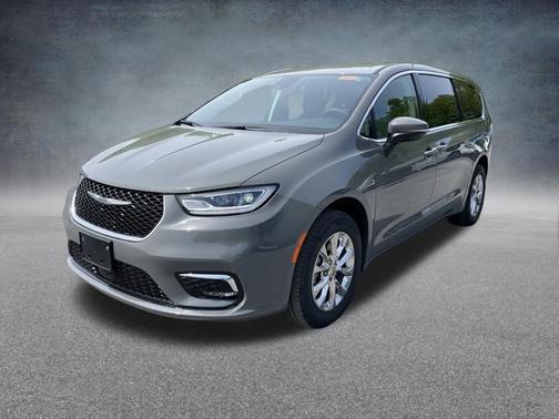 Ceramic Gray Clearcoat 2023 Chrysler Pacifica Touring-L