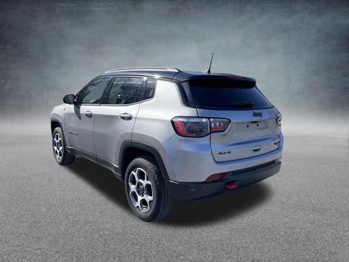 Billet Silver Metallic Clearcoat 2022 Jeep Compass Trailhawk