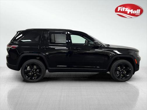 2025 Jeep Grand Cherokee Altitude