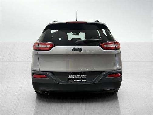2017 Jeep Cherokee Altitude