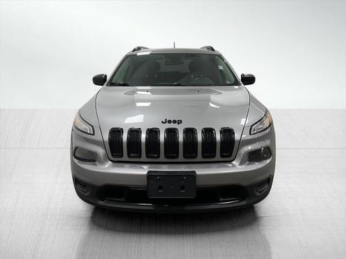 2017 Jeep Cherokee Altitude