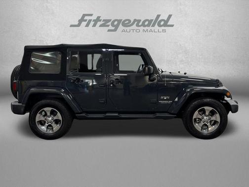 2017 Jeep Wrangler Unlimited Sahara