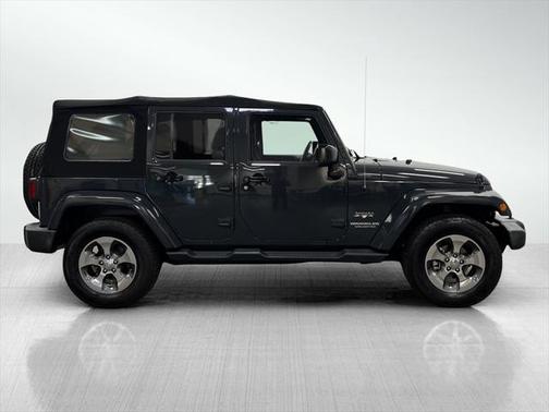 2017 Jeep Wrangler Unlimited Sahara
