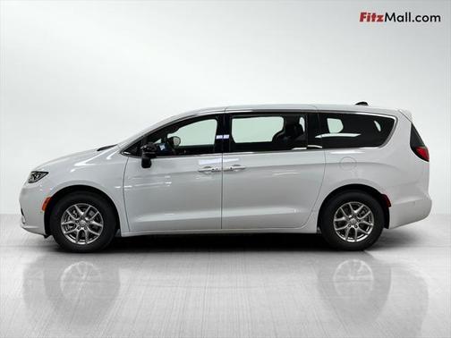 2025 Chrysler Pacifica L