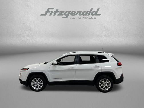 Bright White Clearcoat 2017 Jeep Cherokee Latitude
