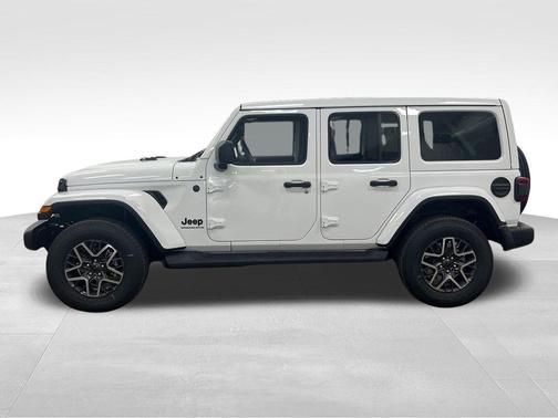 2026 Jeep Wrangler 4-Door Sahara 4x4