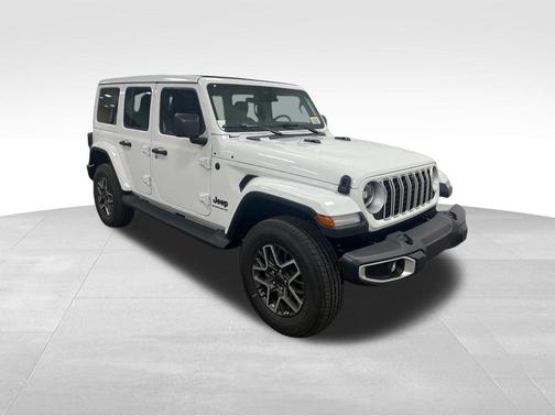 2026 Jeep Wrangler 4-Door Sahara 4x4