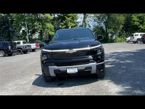 2026 Chevrolet Silverado EV LT