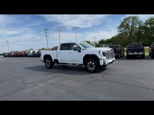 2024 GMC Sierra 2500 Denali