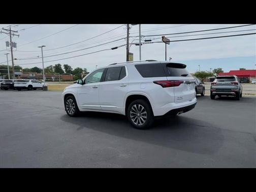 2023 Chevrolet Traverse Premier