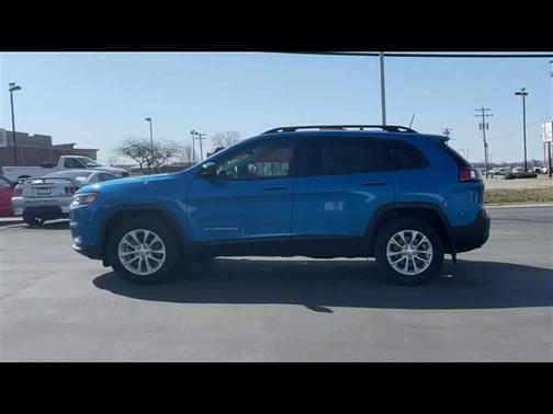 2022 Jeep Cherokee Latitude Lux