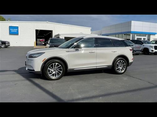 2022 Lincoln Corsair Standard