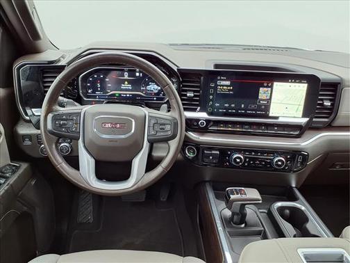 White Frost Tricoat 2022 GMC Sierra 1500 SLT