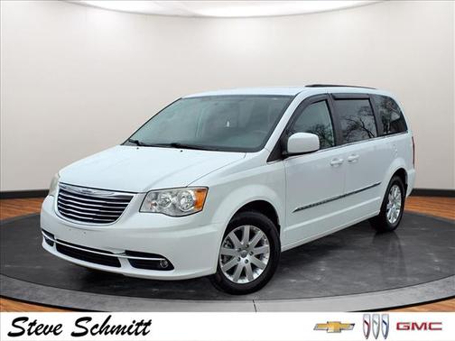 2014 Chrysler Town & Country Touring