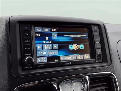 2014 Chrysler Town & Country Touring