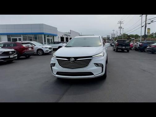 2022 Buick Enclave FWD Essence