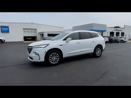 2022 Buick Enclave FWD Essence