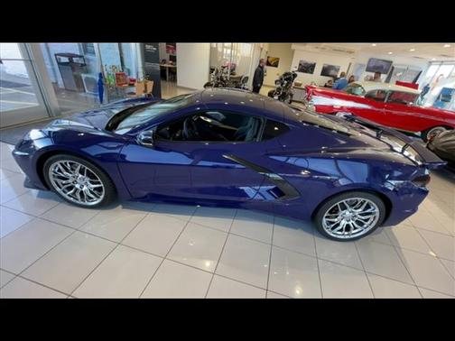 2025 Chevrolet Corvette Stingray w/2LT