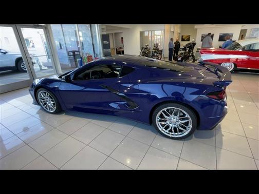 2025 Chevrolet Corvette Stingray w/2LT