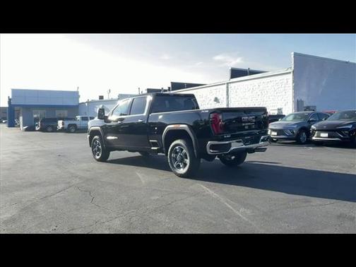 2026 GMC Sierra 2500 SLT