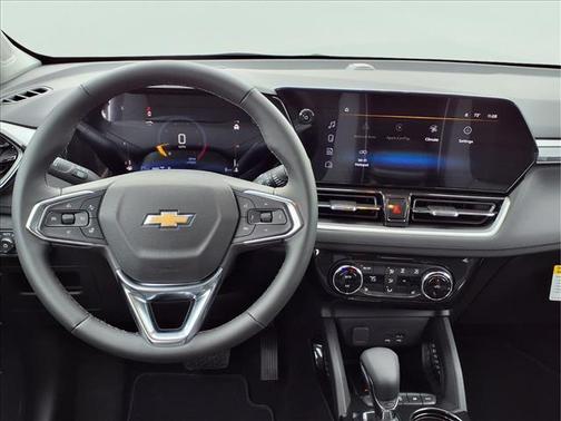 Summit White 2026 Chevrolet Trailblazer LT