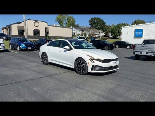 2025 Kia K5 EX