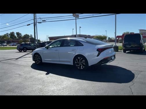 2025 Kia K5 EX