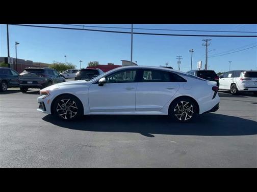 2025 Kia K5 EX