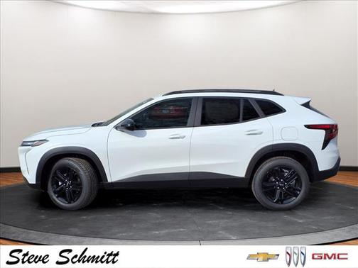 Summit White 2026 Chevrolet Trax FWD ACTIV