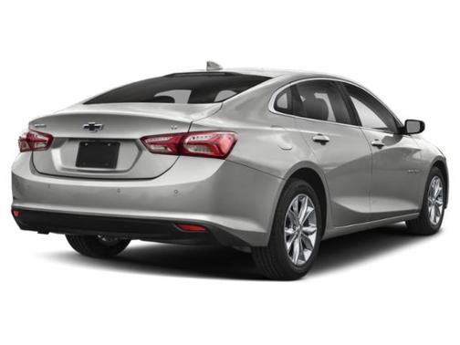 Silver Ice Metallic 2022 Chevrolet Malibu FWD LT