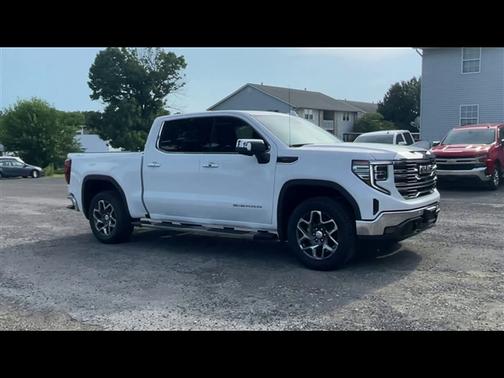 2025 GMC Sierra 1500 SLT