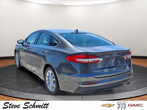 MAGNETIC METALLIC 2019 Ford Fusion SE