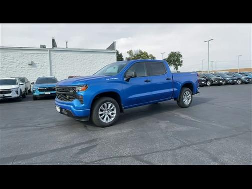 2025 Chevrolet Silverado 1500 Custom