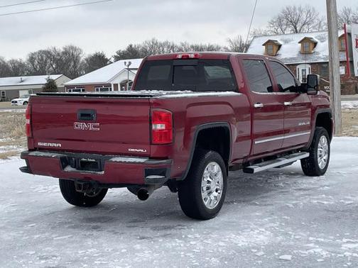 Red Quartz Tintcoat 2018 GMC Sierra 2500 Denali