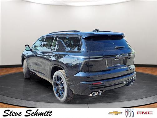Mosaic Black Metallic 2026 Chevrolet Traverse RS