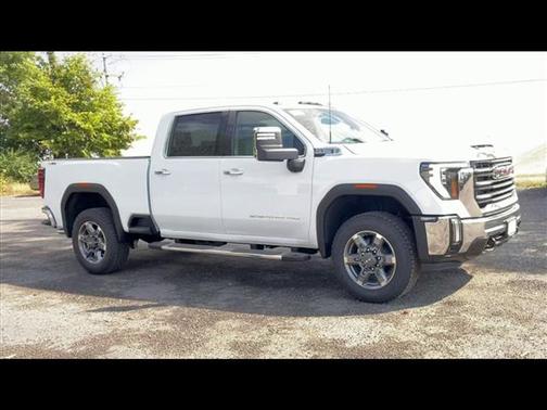 2026 GMC Sierra 2500 SLT