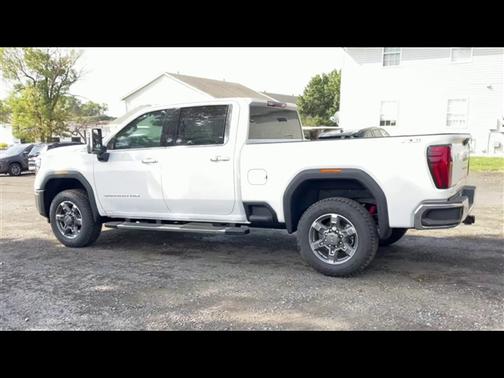 2026 GMC Sierra 2500 SLT