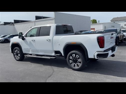 2025 GMC Sierra 2500 Denali