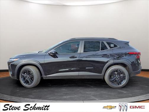 Mosaic Black Metallic 2026 Chevrolet Trax FWD ACTIV