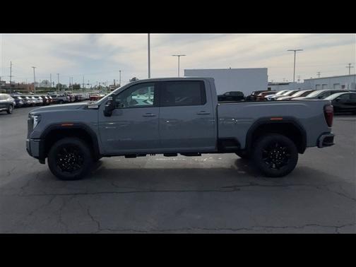 2025 GMC Sierra 2500 AT4