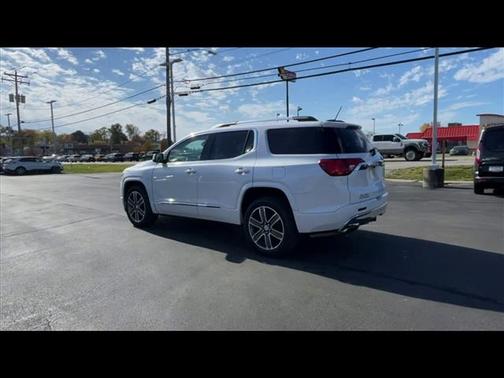 2019 GMC Acadia Denali