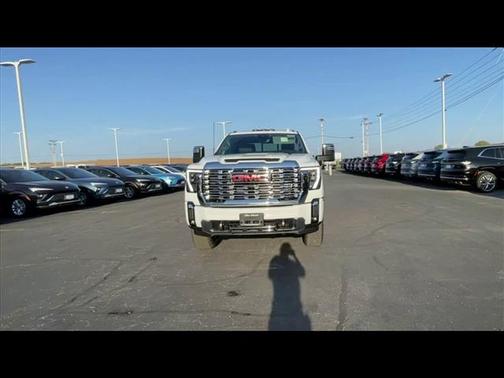 2026 GMC Sierra 2500 Denali