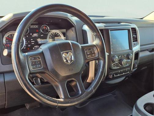 Bright White Clearcoat 2016 RAM 1500 Big Horn