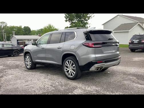 2025 GMC Acadia Denali