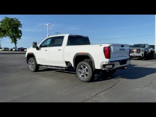 2025 GMC Sierra 2500 SLT