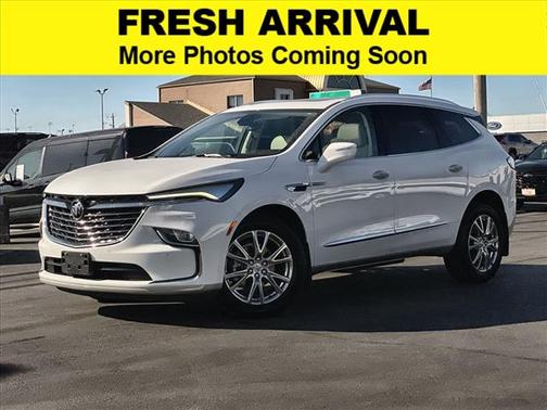 2023 Buick Enclave Essence AWD
