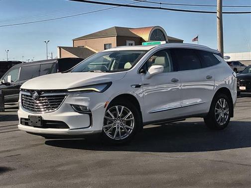 2023 Buick Enclave Essence AWD