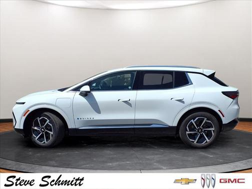Summit White 2025 Chevrolet Equinox EV LT